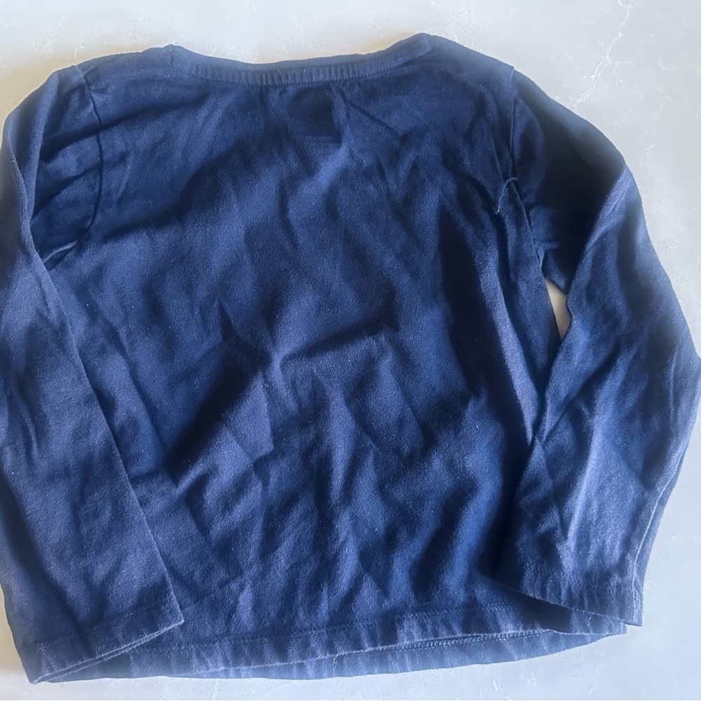 Preloved GAP Navy Blue Kids Long Sleeve Shirt with Love Design - Picture 3 of 3